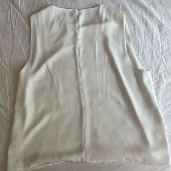 Babaton by Aritzia White Sleeveless Blouse – Size M - Picture 2 of 3
